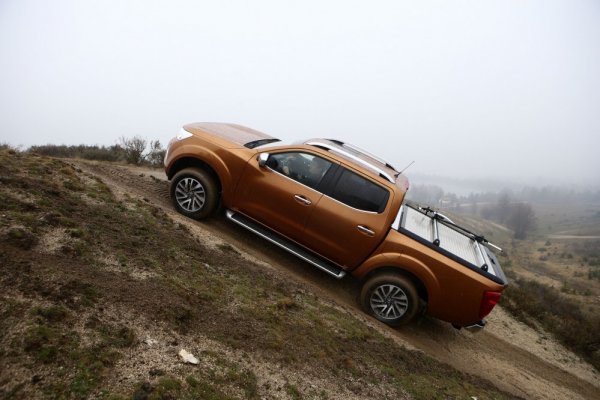 Nissan Navara 