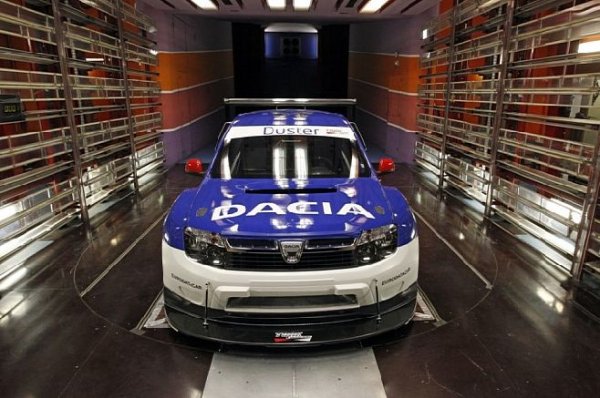 Dacia Duster No Limit (850 к.с. от Nissan GT-R) - състезателен вариант за състезанието Pikes Peak International Hill Climb