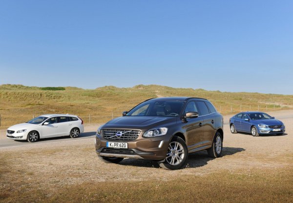 Първото поколение Volvo XC60 е добър вариант за тези, които се интересуват предимно от надеждността и издръжливостта на кросоувъра. И най-добрият вариант е най-често срещаният - с 2,4-литров дизелов двигател.