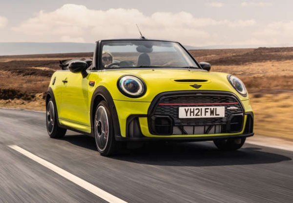 Модел - Cabrio

Модификация - 1.5 Cooper Classic 

Резултат за надеждност - 100% 

Оценка - 4 звезди

Mini Convertible се представя отлично, тъй като никой от собствениците не съобщава за повреди. То предлага висококачествен интериор, разумни експлоатационни разходи и високи стойности при препродажба.