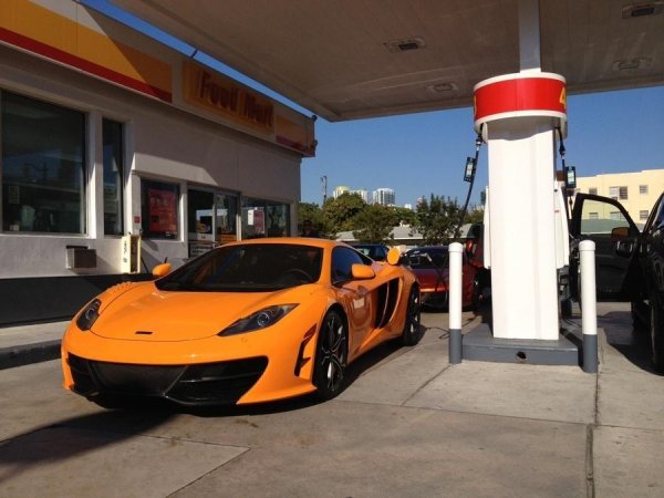 McLaren MP4-12C High Sport