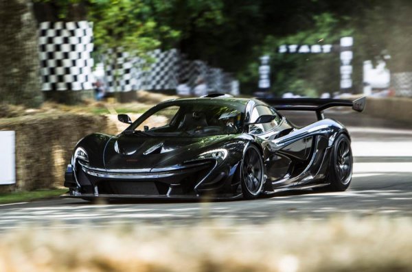 Всъщност, това е версията на пистовия McLaren P1 LM, легализиран за движение по пътищата. Тиражът е ограничен до 6 копия, а за разлика от състезателната модификация има такива предимства като климатик и др. Цената е 3,6 млн. долара.