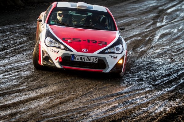 Toyota GT86 CS-R3 (рали модел)