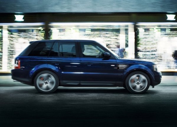 <p><strong>Топ 10 на най-скъпите за поддръжка коли</strong><br /><br />9. Land Rover Range Rover 5.0<br /><br />> Разходи за период от 5 години: $118,158<br />> Цена като нов: $88,862<br />> Среден разход на гориво: 16.8 л/100 км.</p>