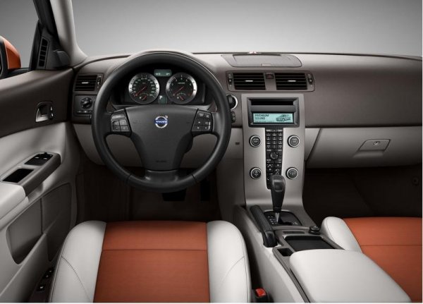 Volvo C30 2010
