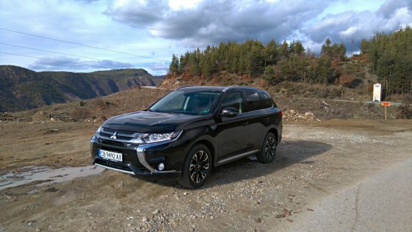Mistsubishi Outlander PHEV