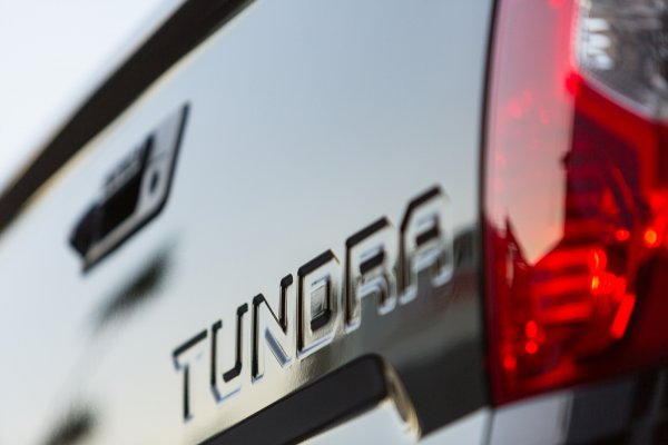 Toyota Tundrasine - удължена версия на Toyota Tundra
