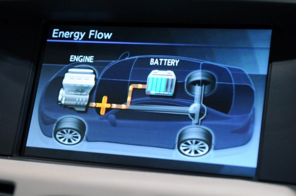 Nissan Fuga Hybrid / Токио 2009