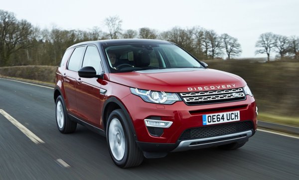 Рейтинг на надеждност: 55,4%

Собствениците на Discovery Sport трябва да имат изключително дълбоки джобове, защото ремонтите по техните коли са доста скъпи, като едва 1/3 от тях са направени по гаранция. 44% от собствениците на автомобили, участвали в проучването, са имали проблеми, като те са на най-вече с акумулатора, спирачките, двигателя, ауспуха и кормилното управление.