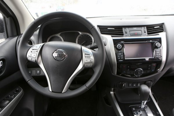 Nissan Navara 