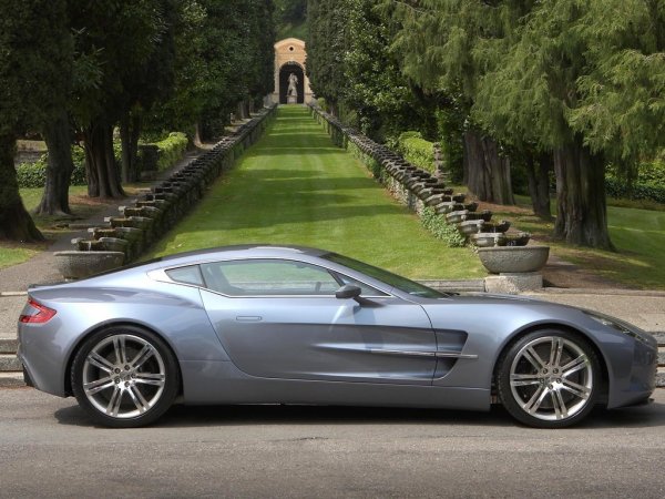 Aston Martin One-77 