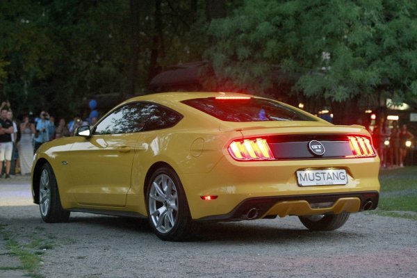 Ford Mustang в България 