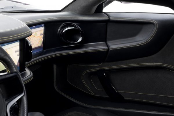 Руската суперкола Marussia B1 / В2