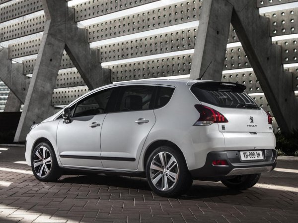 Peugeot 3008 HYbrid4