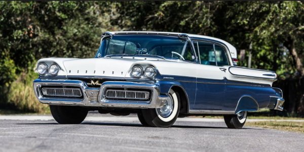 Автомобилът започна да се произвежда средата на 50-те години, като се задържа на конвейера по-малко от 24 месеца. От модела са сглобени 23 268 бройки, като част от тях 2864, са оборудвани със 7,0-литров V8 двигател Super Marauder, развиващ 430 к.с. Този автомобил все още се среща на пазара втора ръка, като запазена бройка от него струва между 75 000 и 110 000 долара.
