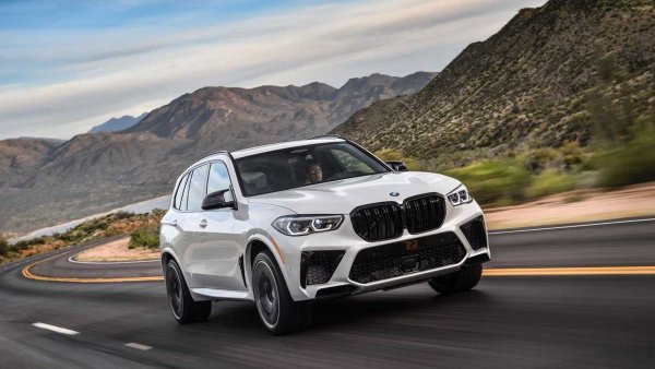 BMW актуализира X5 и X6 M Competition за моделна година 2024, като добави мек хибрид в задвижващата система. Мощността на 4,4-литровия V8 Twin Turbo не се променя, но има подобрения по шасито и системата за задвижване на четирите колела.

0-60 мили в час: 3,7 секунди

Мощност: 625 конски сили

Въртящ момент: 750 Нм

Максимална скорост: 285 км/ч