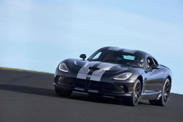 SRT Viper излиза на пазара в Европа