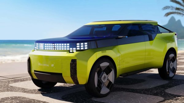 Моделът, който не може да липсва в ценовите листи на всички производители - SUV. В този случай той се нарича &bdquo;Giga Panda" и се предполага, че представлява флагмана на семейство Panda. Пропорциите са класически, с определено внушителен цялостен външен вид. Покривът е успореден на земята, за да не се жертва вътрешното пространство.
