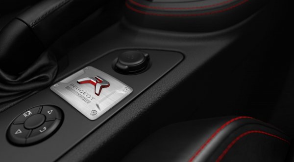 Peugeot RCZ R ще дебютира в Гудууд