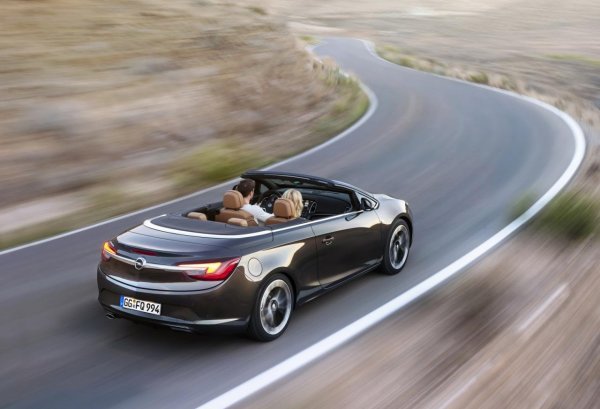  Opel Cascada 