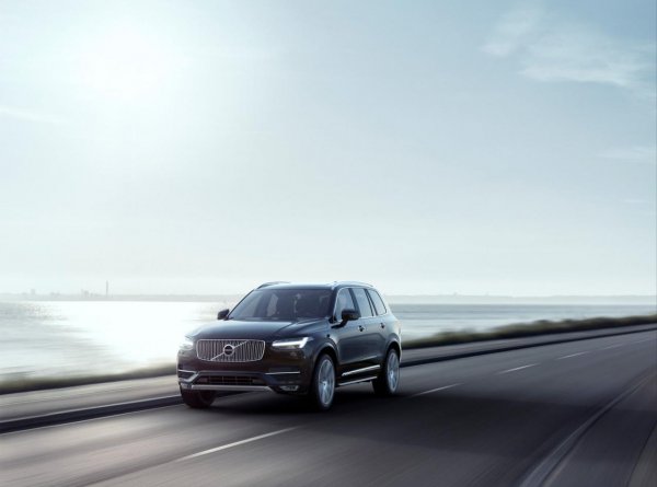 Volvo XC90 First Edition 