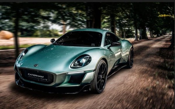 Какъв може да бъде електрическият Lotus вече може да си представите, като погледнете Caterham Project V. Като цяло Caterham някога беше само дилър на Lotus, но след като легендарният Lotus 7 беше спрян, компанията купи правата върху модела и все още го произвежда самостоятелно. 

Caterham Project V вече е самостоятелна разработка, но направена според предписанията на дизайнерската школа на Lotus. Това е електрическа кола, но колкото мощна, толкова и лека - тежи само 1190 кг, което е много малко за автомобили с тежки батерии. Батерийният пакет Caterham Project V има капацитет от 55 кВт/ч, което което е достатъчно за изминаване на 400 км с едно зареждане. Моторът произвежда 272 к.с. и върти само задните колела. 