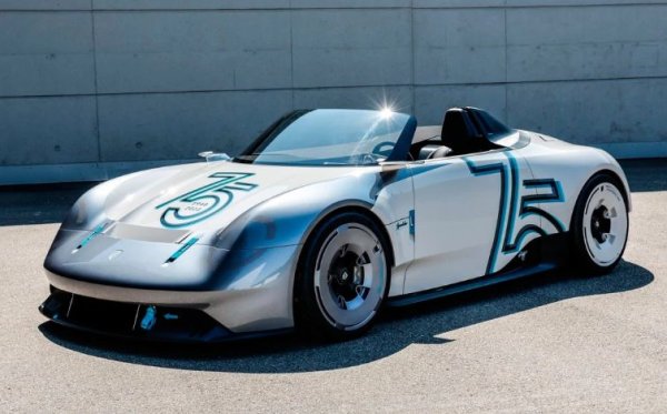 Porsche също представи електрически спортен автомобил в Гудууд, но това не е сериен модел, а концептуалният Vision 357 Speedster. Изработен е на шасито на серийното 718, но вместо бензинов двигател е оборудван с електрическо задвижване. 

Характеристиките не се разкриват, но за кола, която няма да влезе в серия, те не са важни. Като цяло, компанията уверява, че това е модерна реинкарнация на първия им автомобил - &bdquo;Speedster" модел 356. 