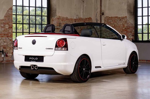 Всъщност Volkswagen Polo GTI Cabriolet е може би и най-малко известният от всички в галерията. Той е разработен от Karmann и е оборудван със същия двигател като съвременния GTI, произвеждащ 150 к.с. Предният му капак се сгъва Z-образно, нещо иновативно по онова време. Недостатъкът? Никога не е достигнал до масово производство.
