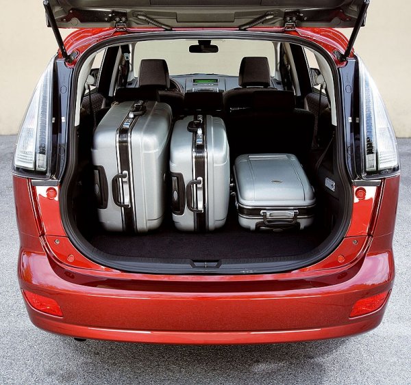 Европейска премиера на Mazda5