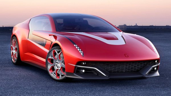 Колкото и красив да е, Giugiaro Brivido никога не е бил предназначен за производство. Italdesign създава зашеметяващия суперавтомобил през 2012 и той се съчетава с хибридно задвижване с намерението да "помогне за защитата на Земята". Под капака има 3,0-литров V6 и електрически мотор, които се комбинират, за да произвеждат 768 конски сили и позволяват максимална скорост от 275 км/ч. С функции като 3D информационно-развлекателна система с 3D очила, той също беше доста футуристичен.
