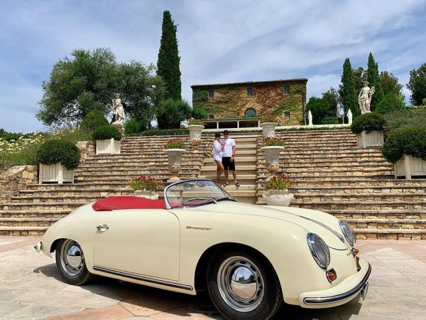 Кими заведе съпругата си Минту на романтично пътешествие в Италия, която той нарича "моя втори дом".