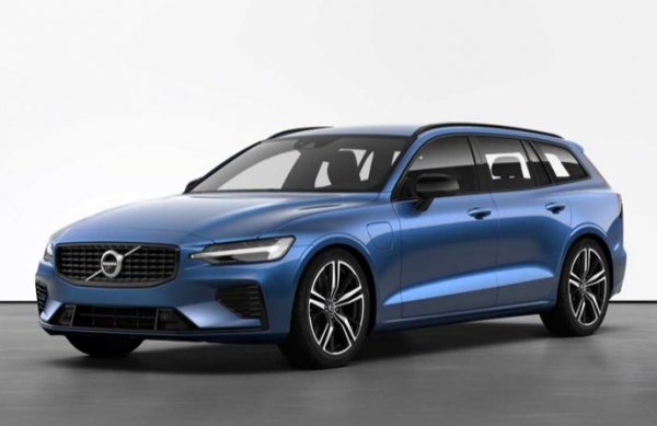 Дори купувачите на практичното семейно комби Volvo V60 могат да разчитат на 300 к.с., които получават от 2,0-литров бензинов турбодвигател. Той се поставя сао на версията с индекс B6, която се среща и при моделите от семейството 90 (S90, V90 и XC90). 