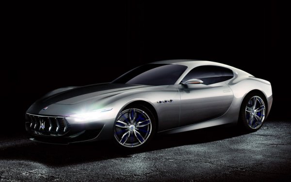 Maserati не забрави квоя концепт от 2014 г. с името  Alfieri. Автомобилът беше създаден по случай 100-годишнината на компанията и беше кръстен на един от нейните основатели &ndash; Алфиери Мазерати. Машината беше построена на скъсената платфопма на GranTurismo MC Stradale, а дизайнът е дело на група млади художници, които са следвали стила на класическите спортни коли. Крайният вариант е представен на автосалона в Женева, след което за автомобила не се чува почти нищо.