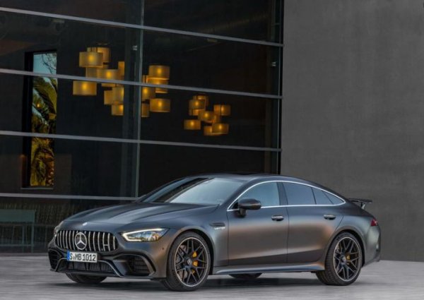 Ето го и вторият коз на Mercedes-AMG в борбата с BMW M8. Всъщност, той е конкурент на М8 Gran Coupe, което би трябвало да дебютира в близките месеци, но това не пречи да попадне още сега в този списък.

