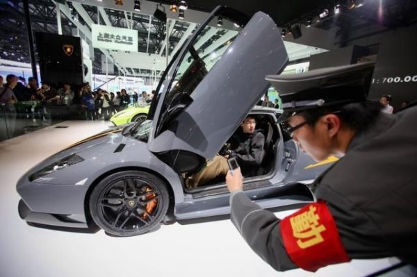 Автосалон Пекин 2010