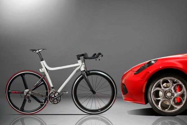 4C IFD Bicycle велосипед от Alfa Romeo
