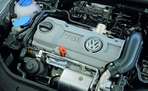 Може да се приеме, че колкото по-късно е произведена една кола, толкова по-добър е нейният двигател. През 2011 г. 1.4 беше сериозно обновен и беше пуснато ново поколение на двигателя 2.0 (EA888 gen2). По-малко обезпокоителен вариант може да се счита за намалена версия на двигателя 1.4 с мощност 122 к.с. (индекс CAXA) - той е структурно по-прост от този със 150 конски сили, който по-специално използва сложно комбинирано турбокомпресор.

Всички двигатели имат добър експлоатационен живот, а блоковете им са чугунени, което в някои случаи позволява двигателят да бъде ремонтиран, а не заменен. Но е напълно неясно колко ще струва поддържането им в добро състояние, тъй като след пробег от 50 000-80 000 км нещо редовно трябва да се почиства или ремонтира.