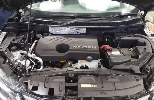 Веригата за синхронизация също има принос за теча на масло. Проектирана за 150 хиляди км, тя трябва да бъде подменена много по-рано. Тежките въглеродни отлагания върху всмукателните клапани водят до необходимостта от почистване на всеки 50 000-70 000 км.

Продажбата на употребяван Qashqai с този двигател е доста трудно, тъй като той често е в комбинация с не особено добрия вариатор Jatco JF015E, който също може да се повреди при пробег до 100 000. км. Със 165 Нм въртящ момент, произведени от двигателя 1.2, вариаторът работи на краен предел.