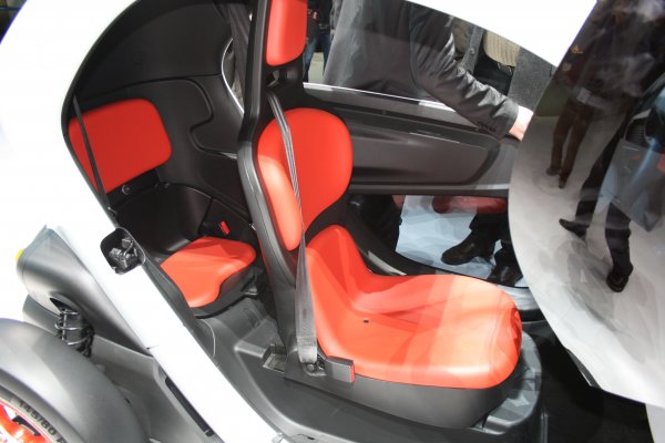 Женева 2012 / Renault Twizy