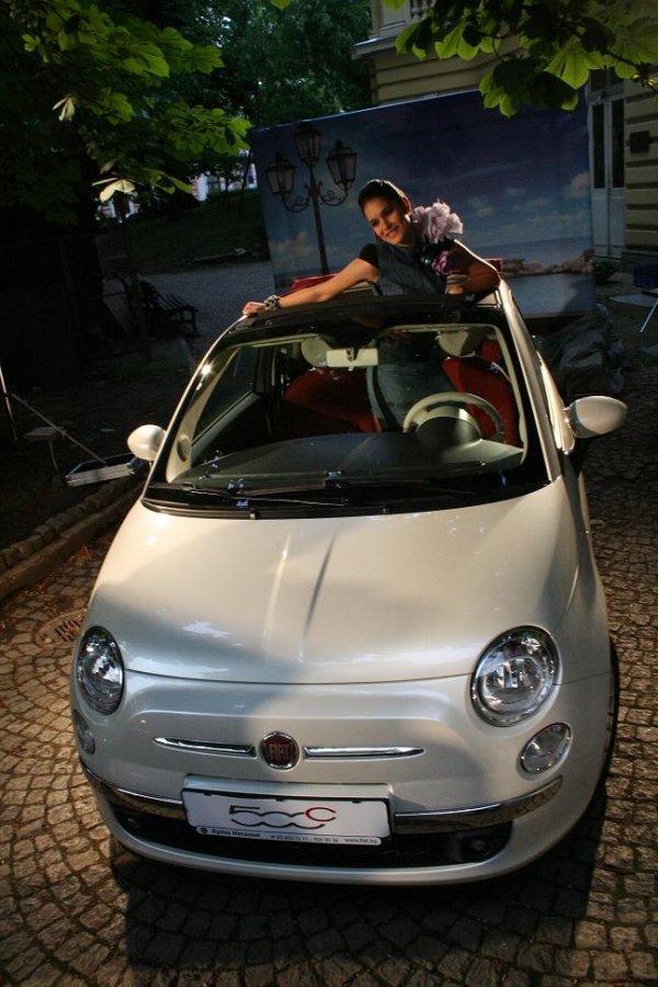 Българската премиера на Fiat 500C - кабрио версията на познатото бижу Fiat 500 