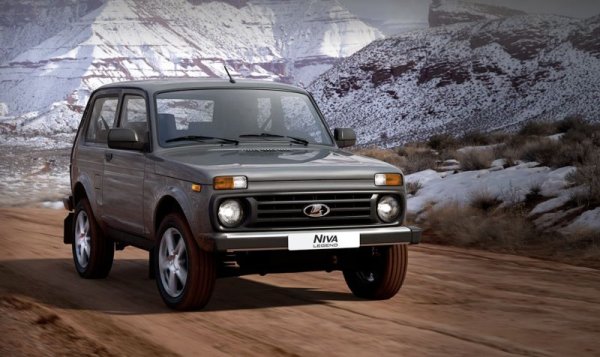 Класическият руски офроудър също се предлага у нас от UAZ Bulgaria. Вариантът Legend е с 1.7-литров бензинов мотор и 5-степенна ръчна скоростна кутия. Офроуд възможностите му са доказвани многократно във времето, но на обикновен път се подгответе за доста мудно придвижване и комбиниран разход от минимум 9.5 литра на сто. 

Цена през 2021: n/a
Цена през 2020: 20 000 