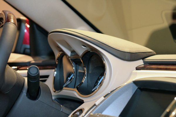 Кадри от премиерата на Buick LaCrosse в Детройт 