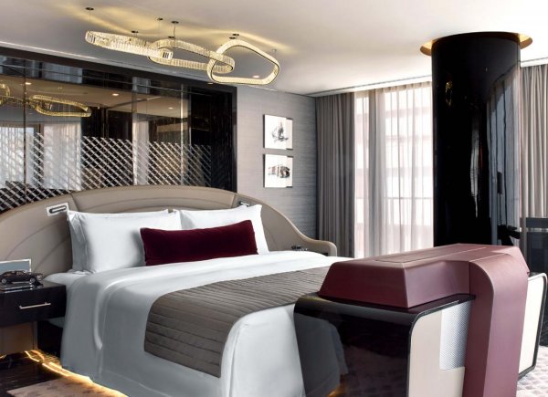 Апартаментът Bentley в хотел St. Regis Istanbul