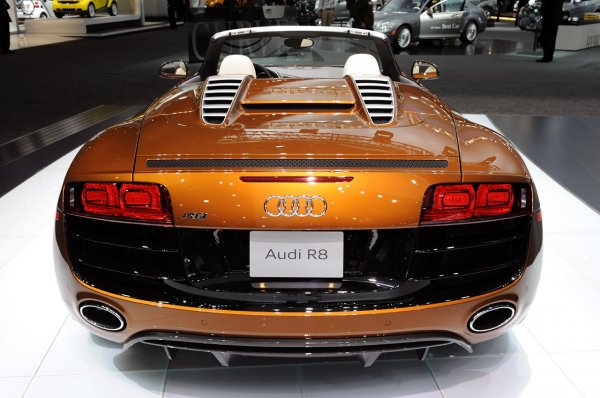Audi R8 V10 / Детройт 2010