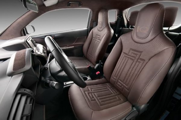 Toyota IQ от българското студио за интериорни доработки Vilner