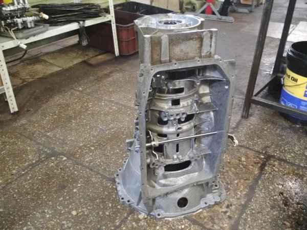 Мнозина, сред които сме и ние, смятат актуалната 8-степенна трансмисия на ZF за най-добрия автоматик на пазара изобщо. Но и предшественикът й се представяше много добре, и вече е доказал, че има доста голям ресурс. Това важи в особена степен за по-късните варианти 6HP21, 6HP28 и 6HP32. Дори и в мощни спортни автомобили, тези автоматици лесно изминават и над 300,000 км без ремонт. Но за целта се нуждаят от редовна смяна на масло и филтър. 
