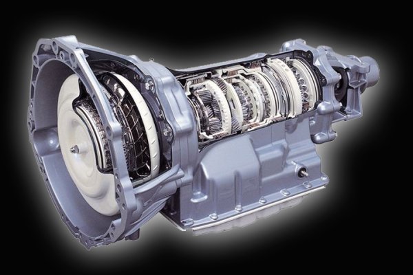 Решението на инженерите на Jatco да не правят 7-степенната си кутия от нулата, а да използват за основа съществуващата 5-степенна, вероятно е било продиктувано от икономически съображения. Но то се оказва добра идея и от гледна точка на надеждността: старата  RE5R05A е с отдавна отстранени недостатъци, така че и при новата RE7R01A "детските болести" са избегнати. Ако бъде пощадена от претоварвания и прегряване, тази трансмисия спокойно прави 350,000 км. 