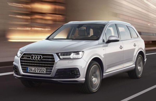За половината от цената на най-елементарното ново Audi Q7 бихте могли да карате употребявана версия на това текущото поколение. Модел от 2015 г. се намира за около 20 000 – 25 000 евро, като пробегът може да изжлежда по-сериозен, но като се има предвид отличното качество на изработка на Q7, това не е нещо, за което да се тревожите. 

3,0-литровият V6 турбодизел е най-често срещаният модел, като този двигател отговаря на изискванията за емиси Евро 6. Вътре Q7 предлага огромно пространство с опция за капацитет от седем места. Единственият недостатък е, че Audi не е толкова остър за шофиране като BMW X5, но това не е голямо притеснение.