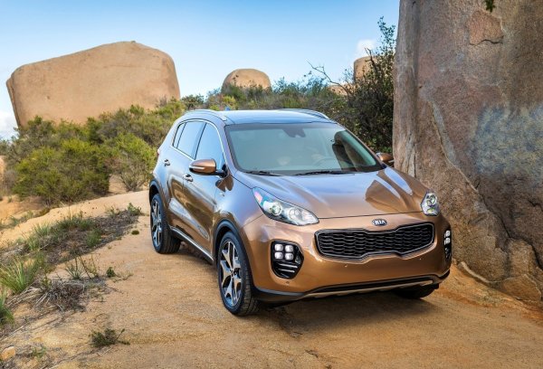 Собствениците на Sportage съобщават за много малко проблеми с техните Sportage през годините. Това се отнася особено за тези,  които карат модели от четвърто поколение (2016-2021). Според J.D. Power при правилна и редовно поддръжка този Sportage би трябвало безпроблемно да изкара 200 000, а защо не и 300 000 км.
