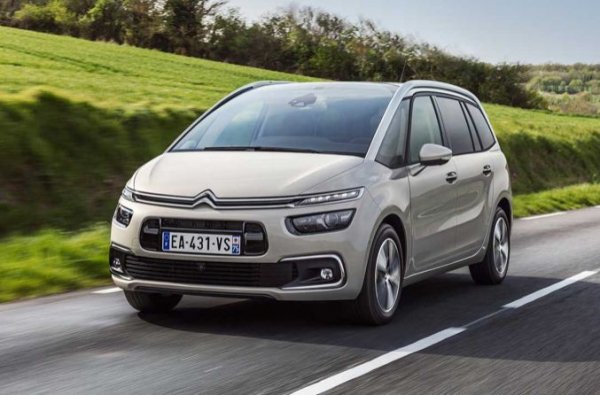 Френските миниванове, които преди бяха известни като C4 Picasso и Grand C4 Picasso, могат да бъдат описани с две основни характеристики -  голяма вътрешно пространство и страхотен комфорт при пътуване. Те обаче няма да получат наследници, тъй като местата им вече заемат Berlingo и SpaceTourer.